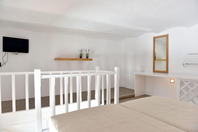 Douskos Guesthouse Hydra  Luaran gambar