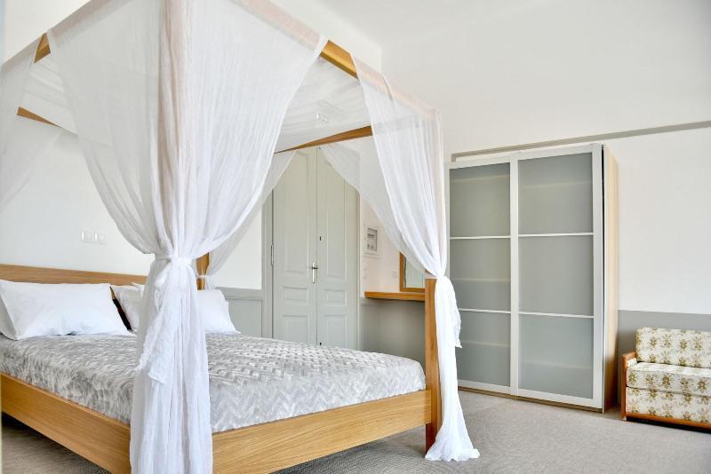 Douskos Guesthouse Hydra  Luaran gambar