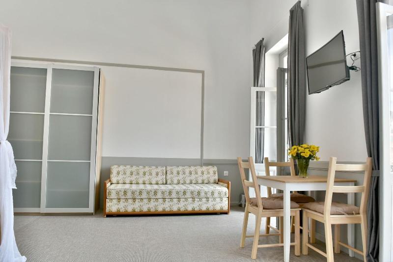 Douskos Guesthouse Hydra  Luaran gambar