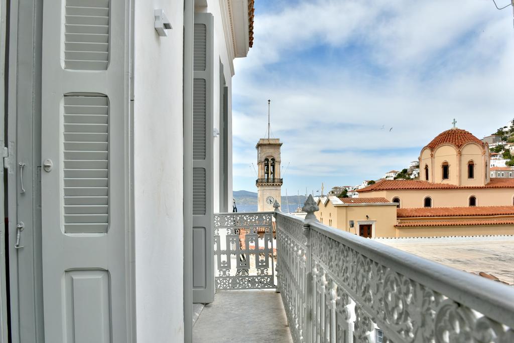 Douskos Guesthouse Hydra  Luaran gambar