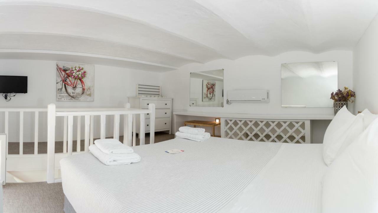 Douskos Guesthouse Hydra  Luaran gambar